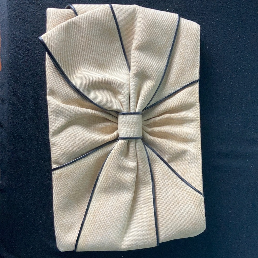 Kate spade clutch
